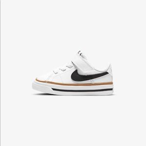 Nike Toddler Court Legacy Size 4C